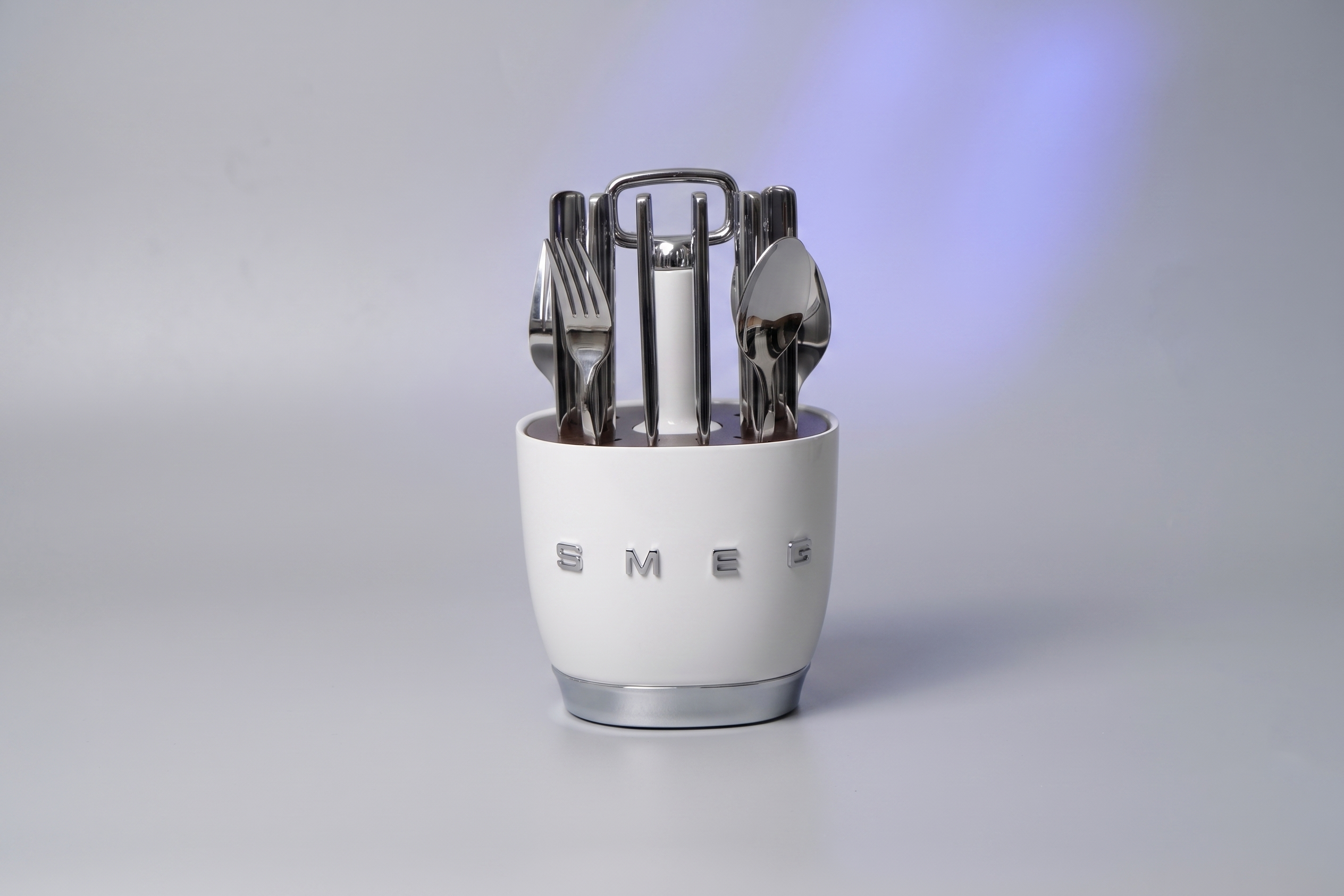 SMEG organaýzer